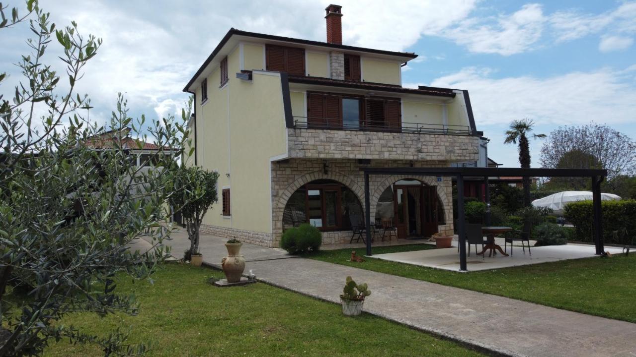 Apartments Krnjic Umag Bagian luar foto